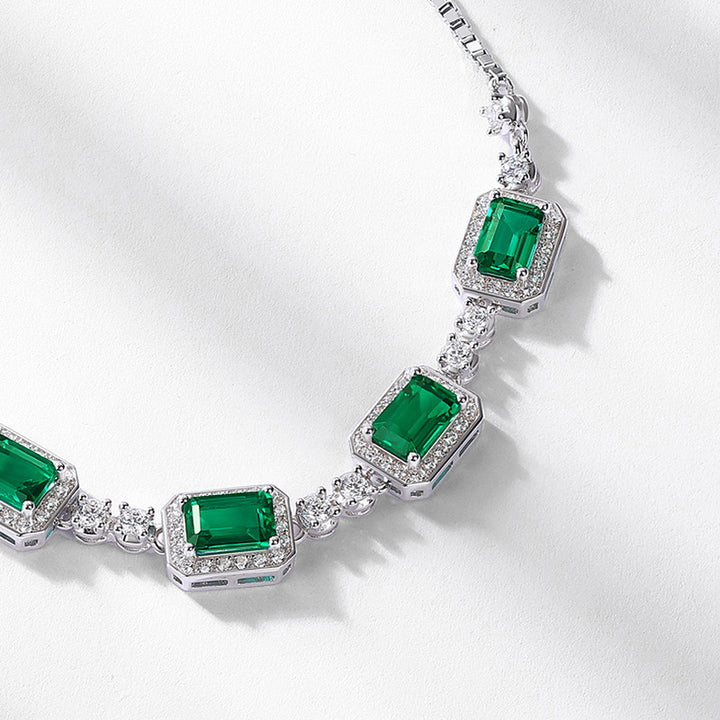 Emeris Necklace