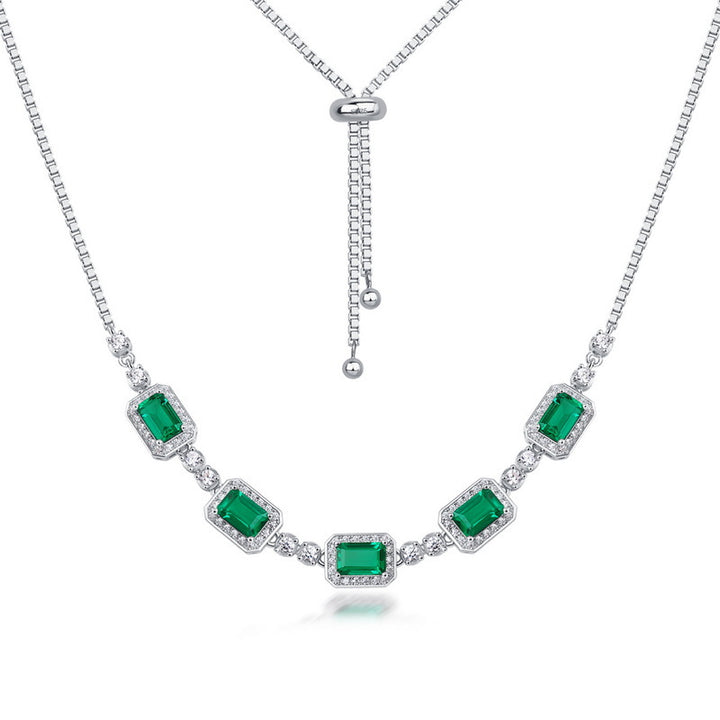 Emeris Necklace