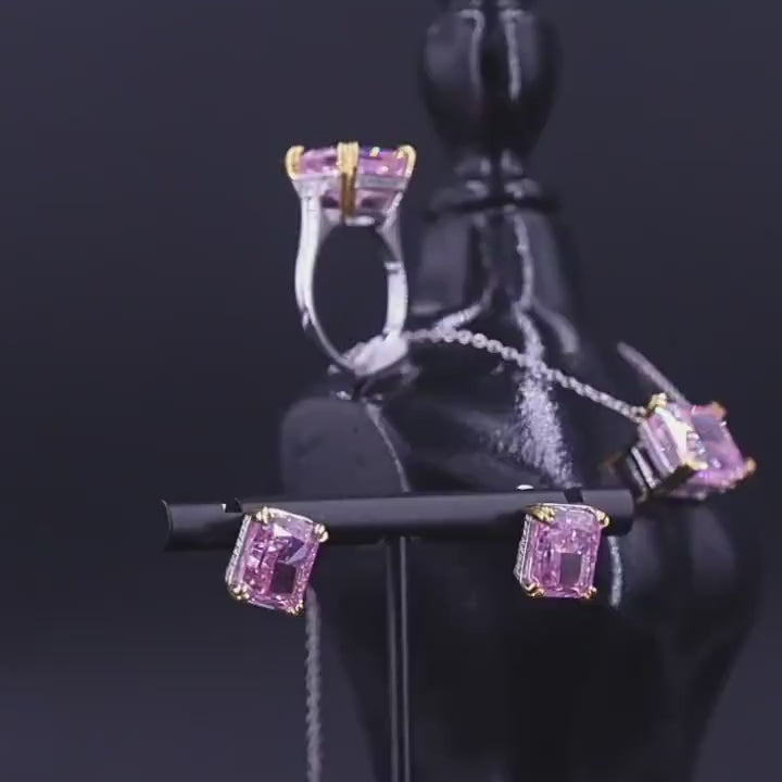 Rosava Necklace